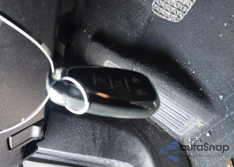 2018 Chevrolet Equinox Lt z USA, uszkodzony, nr VIN 2GNAXJEV9J6283685